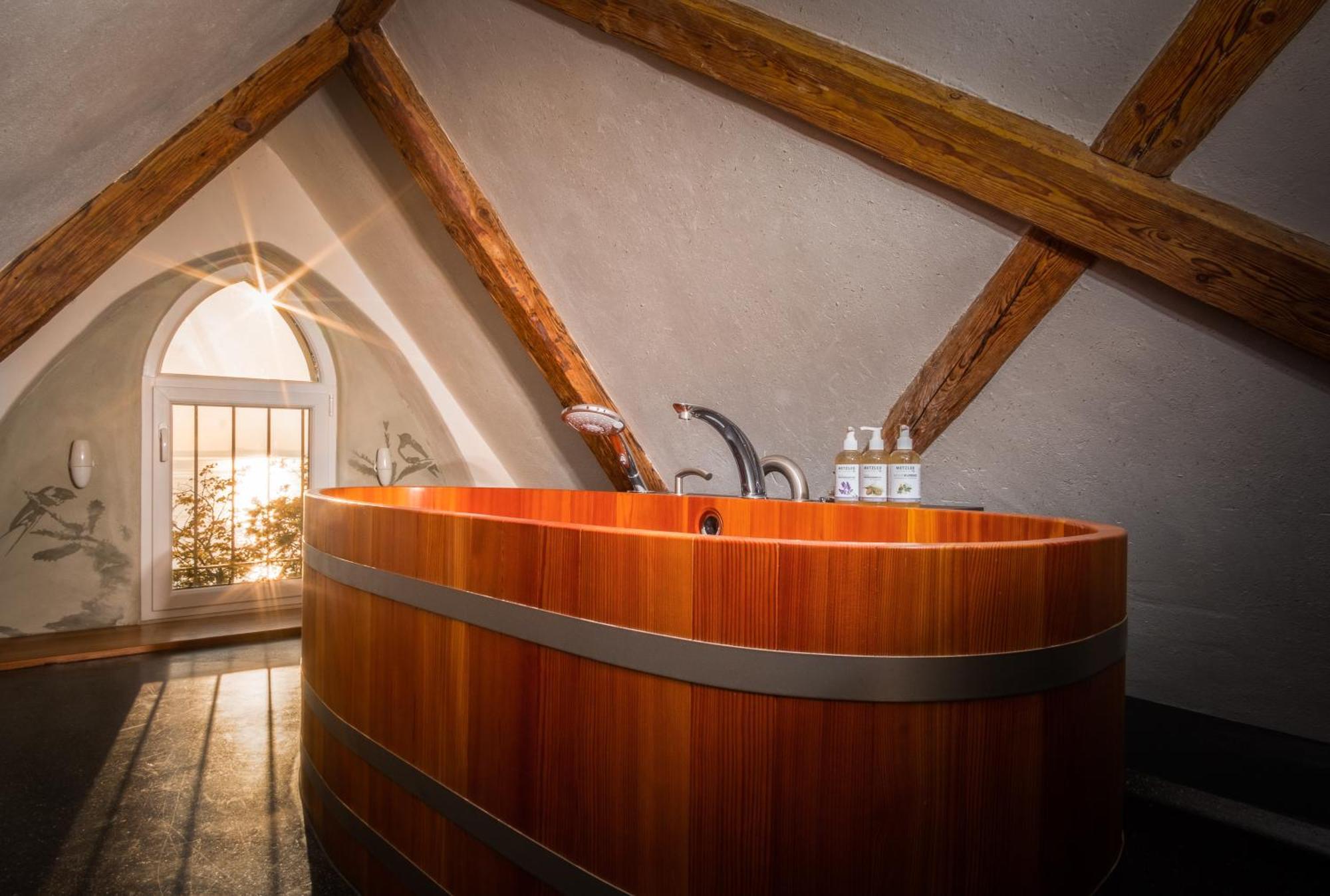 Seehotel Amtshof Лангенарген Экстерьер фото